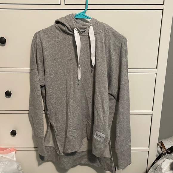 Calvin Klein pull over. Soft on the inside. Never worn. - Picture 1 of 3